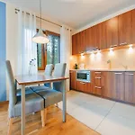 Cztery Pory Roku, Sun & Snow Apartamento *