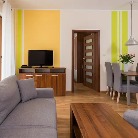 Апартаменты Sun & Snow, Villa Cztery Pory Roku Ястшембя-Гура