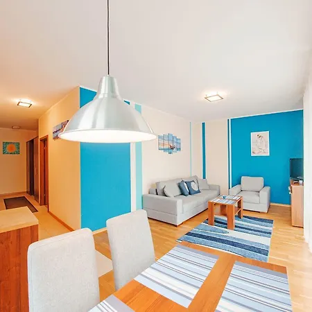 Sun & Snow Cztery Pory Roku - Basen Sezonowy, Sauna, Blisko Lasu, Blisko Plazy, Plac Zabaw Διαμέρισμα Jastrzębia Góra