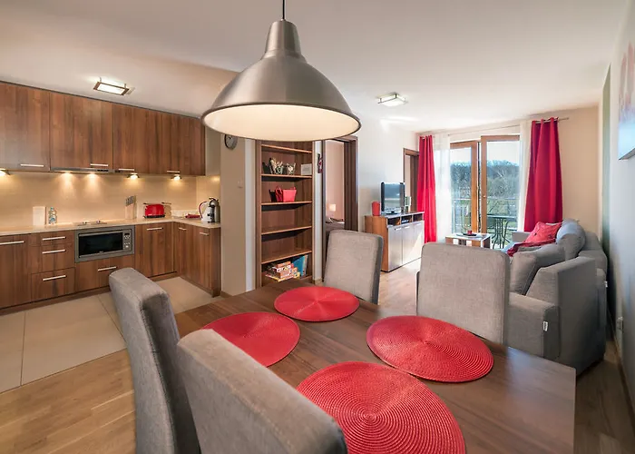 Cztery Pory Roku, Sun & Snow شقة Jastrzębia Góra