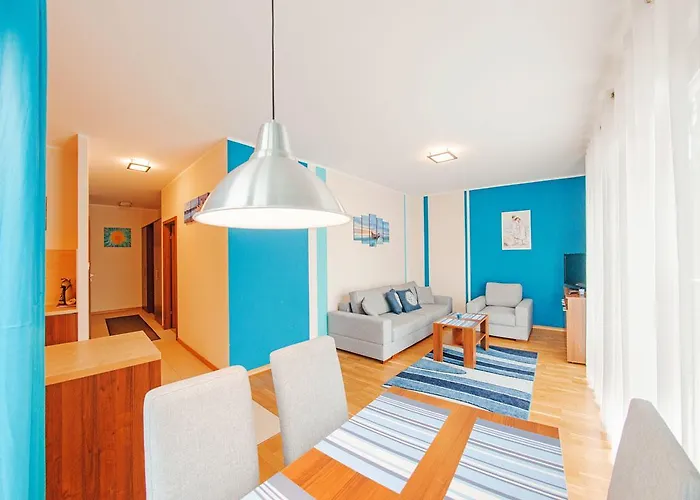 Cztery Pory Roku, Sun & Snow شقة Jastrzębia Góra